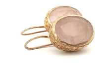 Ovale Ohrringe mit Rosenquarz