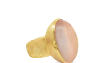 Unikat-Ring mit Rosenquarz  – 925 Silber vergoldet