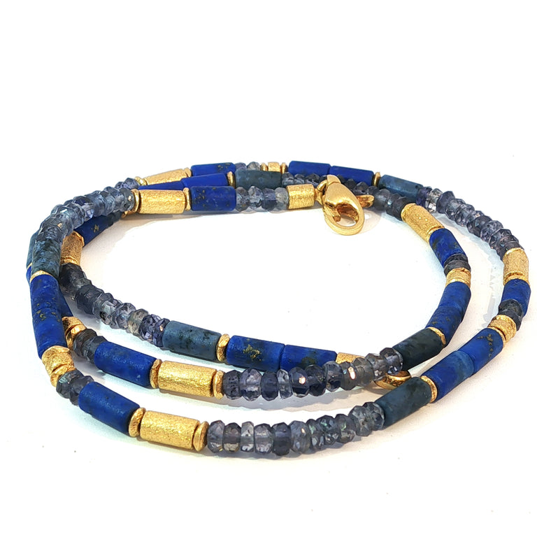 Handgemachte Halskette mit Lapis Lazuli