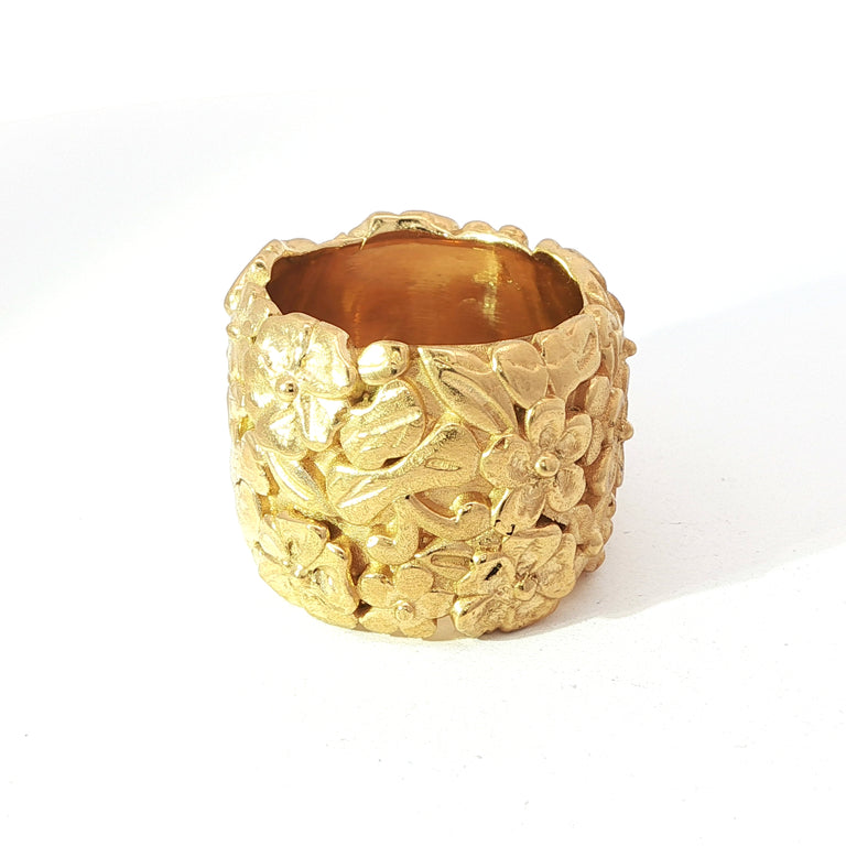 Statement Ring BASIA gelbvergoldet