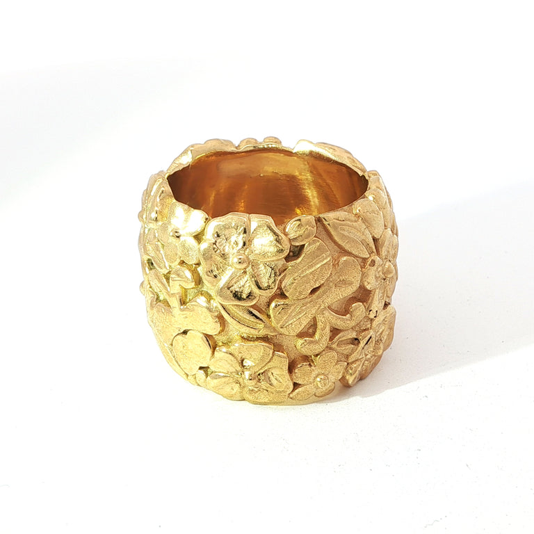 Statement Ring BASIA gelbvergoldet