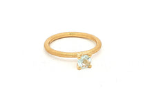 Ring MOONEL mit Blau Topas
