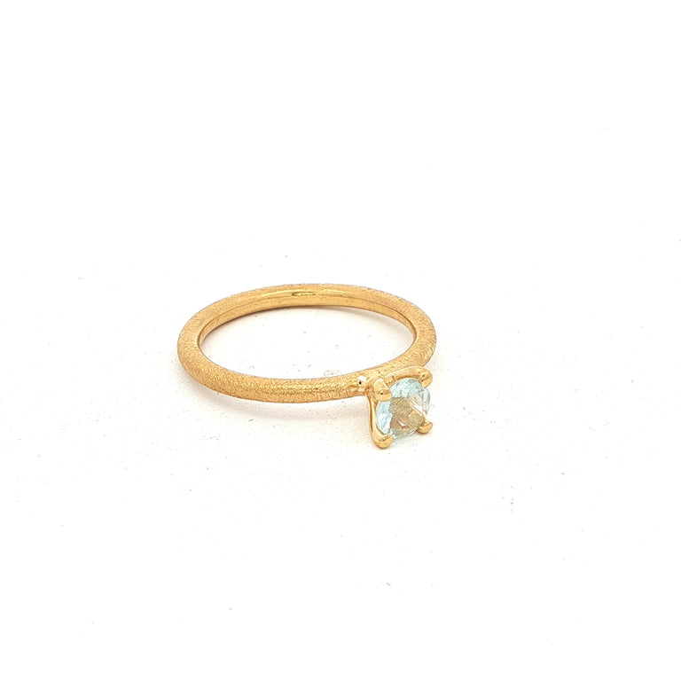 Ring MOONEL mit Blau Topas