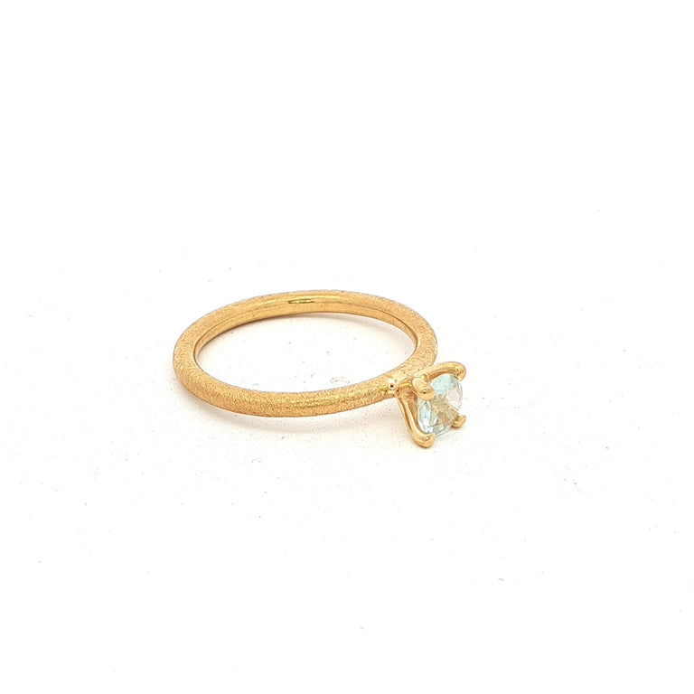 Ring MOONEL mit Blau Topas