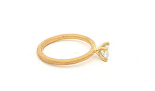 Ring MOONEL mit Blau Topas