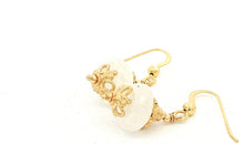 Barocke Ohrringe mit Mondstein