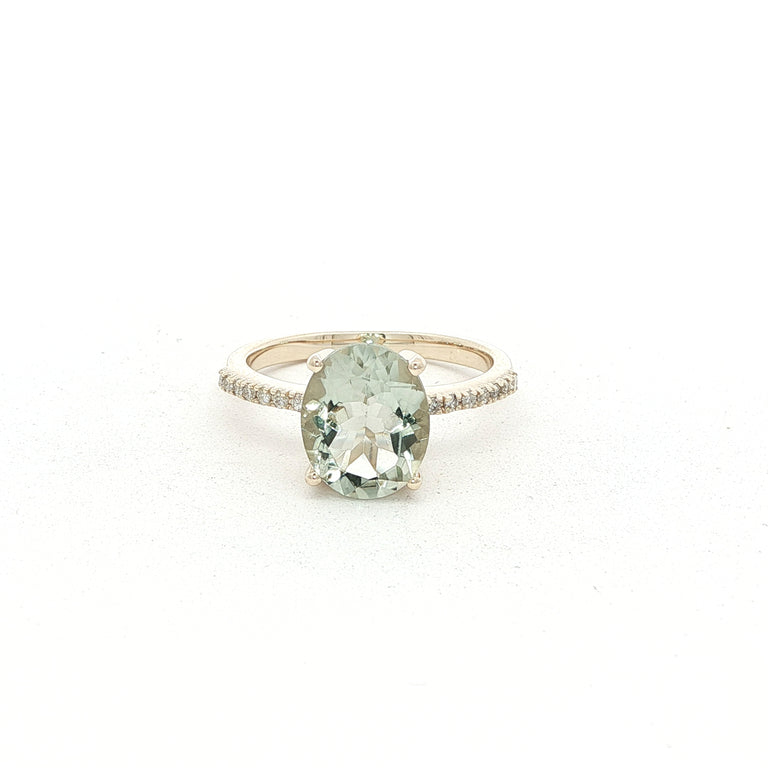 Ring ELLA  mit Diamanten und grünem Amethyst 9 Karat Gold