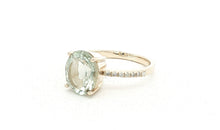 Ring ELLA  mit Diamanten und grünem Amethyst 9 Karat Gold