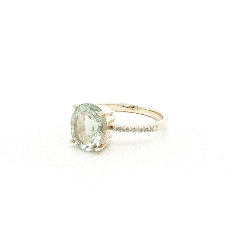 Ring ELLA  mit Diamanten und grünem Amethyst 9 Karat Gold