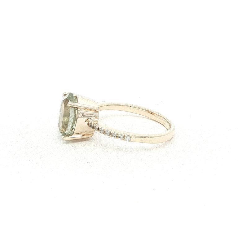 Ring ELLA  mit Diamanten und grünem Amethyst 9 Karat Gold