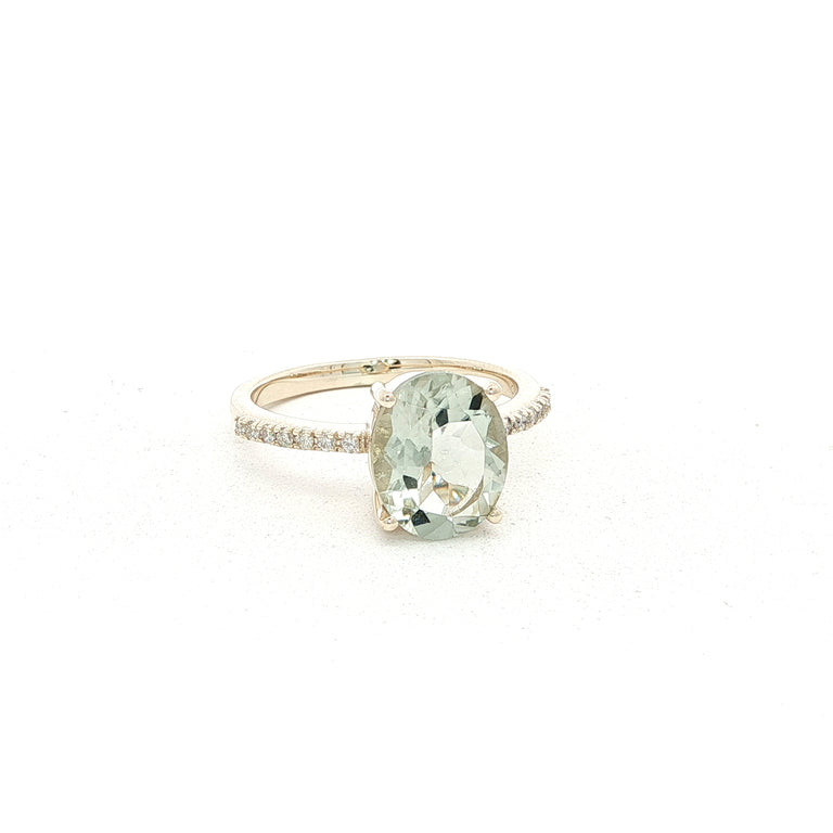 Ring ELLA  mit Diamanten und grünem Amethyst 9 Karat Gold