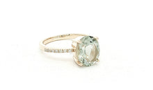 Ring ELLA  mit Diamanten und grünem Amethyst 9 Karat Gold