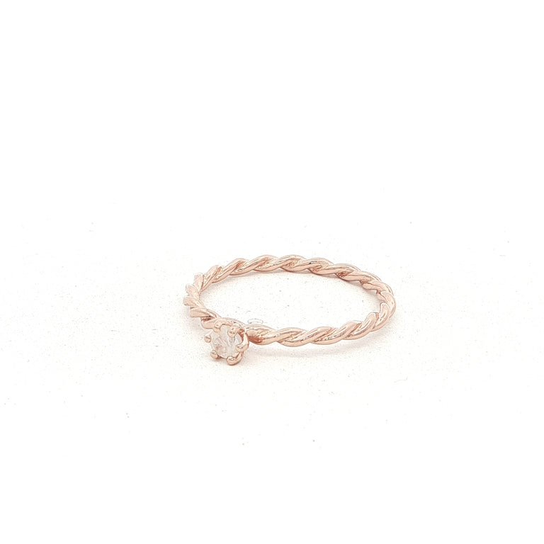 Ring TWIST mit Mondstein