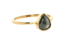 Unikate Ring Gelb 9 Karat Gold mit Salt & Pepper Diamant 7X8 mm