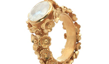 Ring FLORAL mit Mondstein