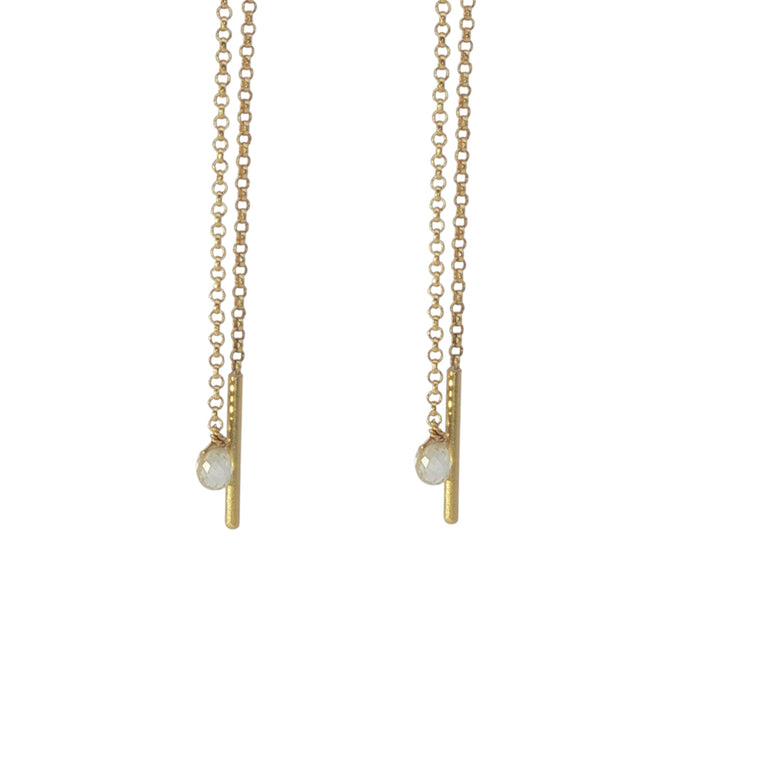 18 Karat Gold Kettenohrringe mit grauem Tropfen-Diamant