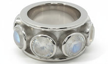 Ring Mallory mit Regenbogen-Mondstein