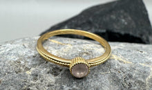 Ring SOLEA mit Rosenquarz gelbvergoldet