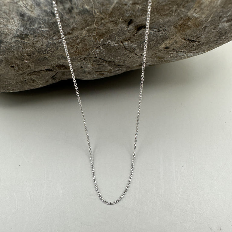 Feine Halskette 9K Weissgold 0.9 mm