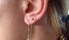 Lange Ohrhänger mit Perlmutter