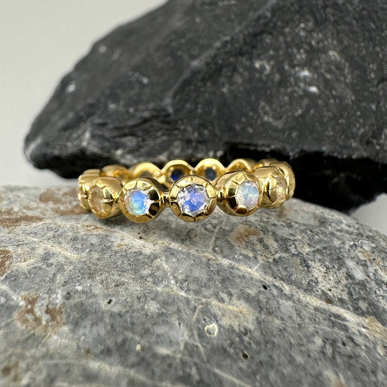 Ring MEMORIN mit Mondstein