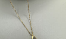 Feine Halskette Sterling Silber 0.9 mm mit Topas Anhänger