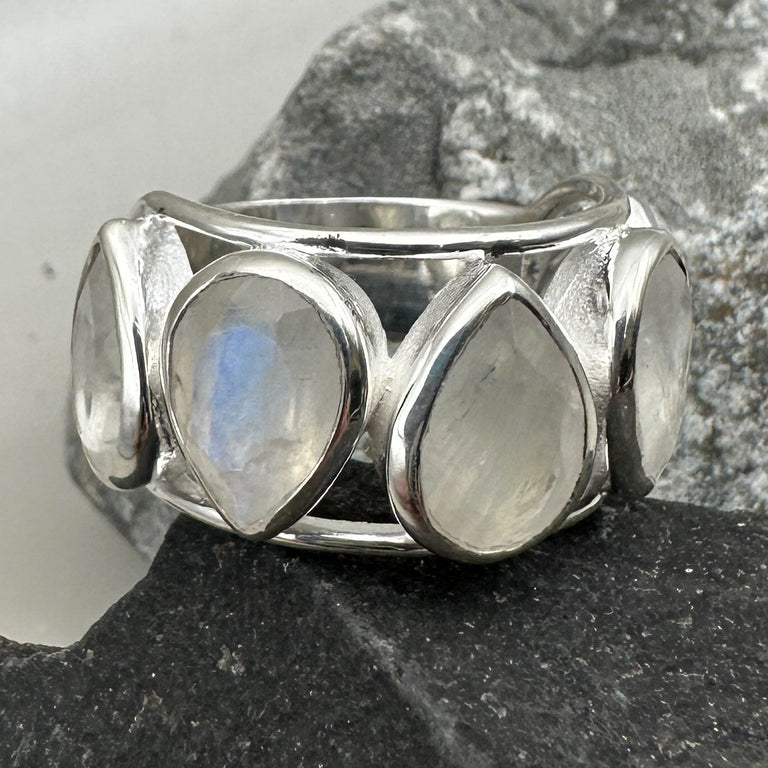 Ring SERENADIA Mondstein