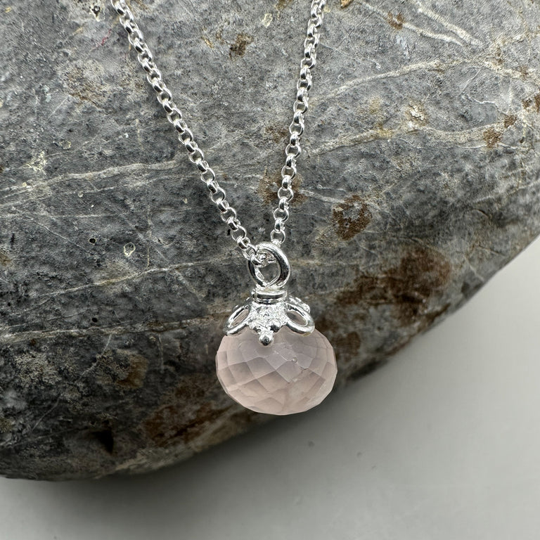 Feine 925er Silberkette mit Rosenquarz