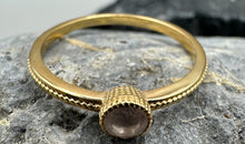 Ring SOLEA mit Rosenquarz gelbvergoldet