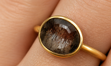 Ring LIVIA Rutilquarz mit Turmalin-Einschlüssen