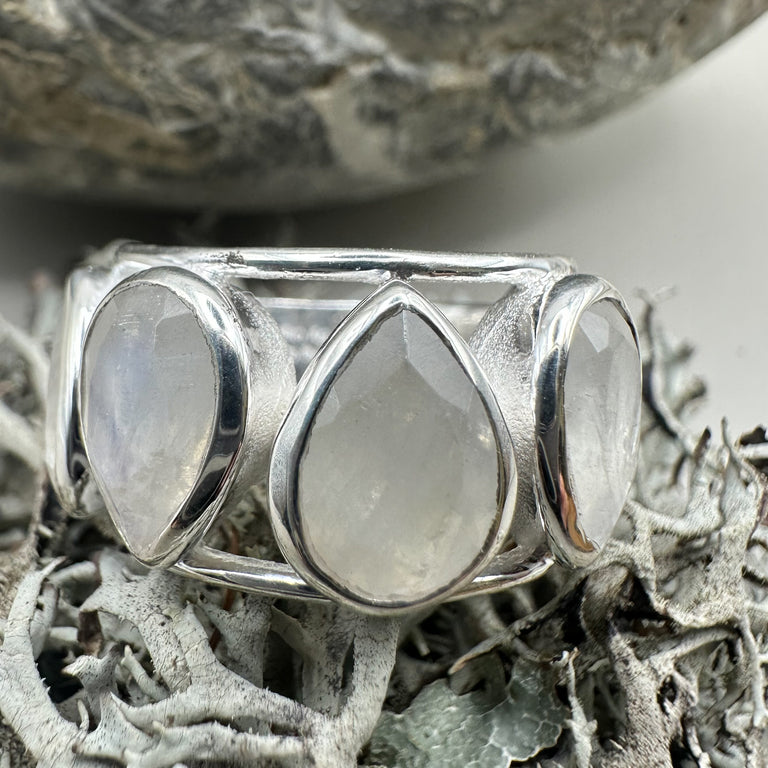 Ring SERENADIA Mondstein