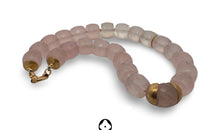 Statement-Collier aus Rosenquarz