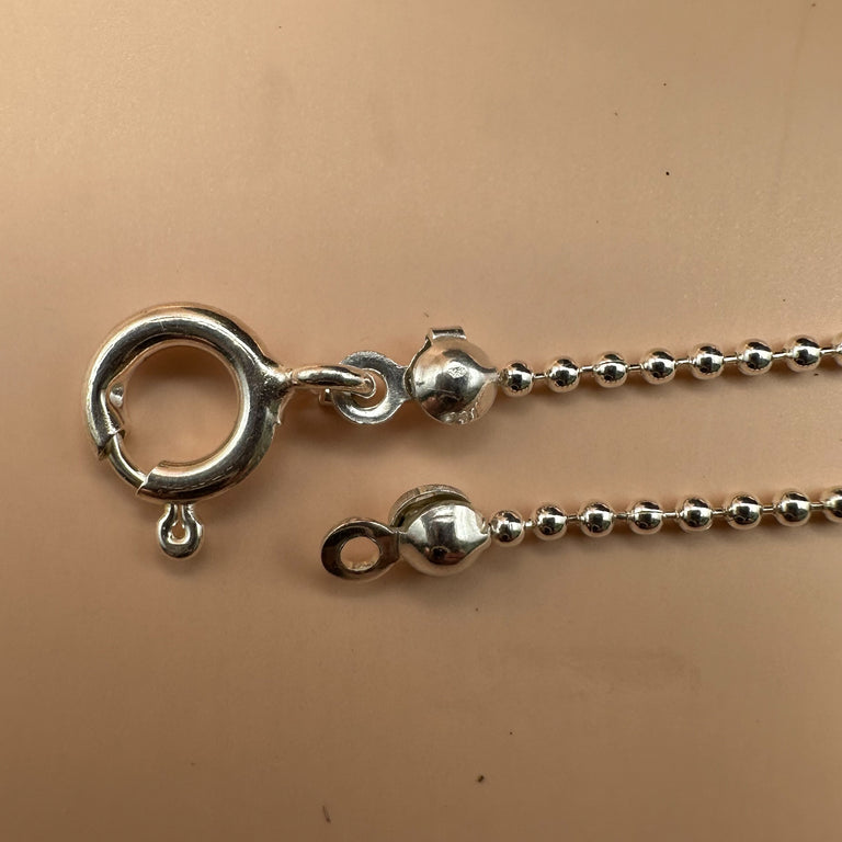 Kugelkette mit spiralförmigem Anhänger