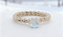 Verlobungsring TWIST – Mondstein Solitär | 925 Silber