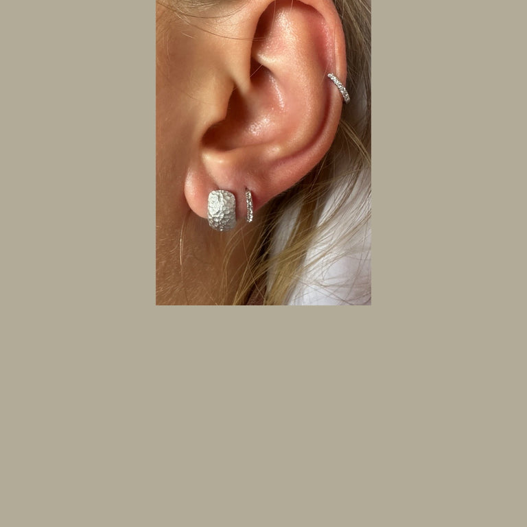 Creolen SIMON im Hammer-Look – 925 Sterling Silber, 14 mm