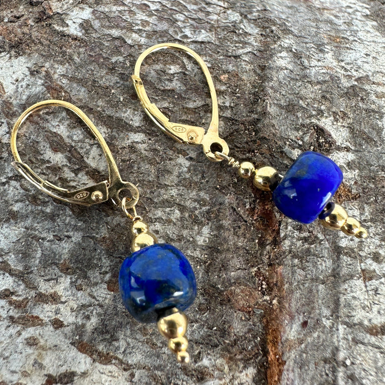Ohrringe mit Lapislazuli
