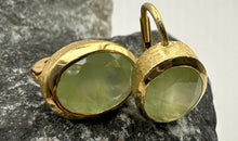 Ohrringe ERINA mit Prehnit 10 X 14 mm