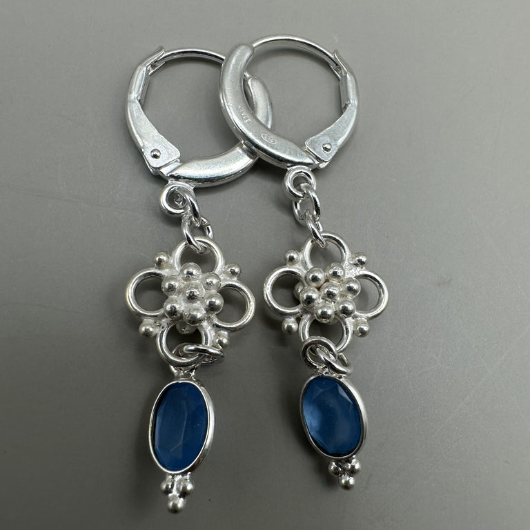 Statement Creolen mit Blau Chalzedone