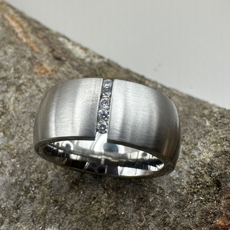 9mm breiterEdelstahl Ring mit Zirkonia Grösse 53