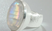 Ring mit Mondstein