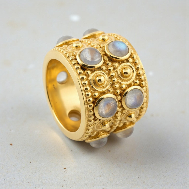 Ring ORNAMENTUM mit Mondstein