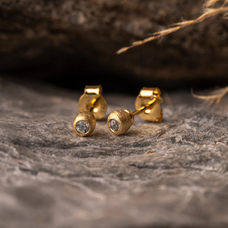Ohrstecker MATILDE mit 2.5 mm Diamanten