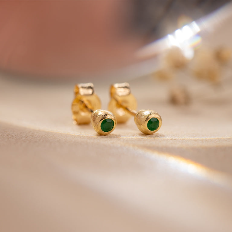 Ohrstecker MATILDE mit 2.5 mm Smaragden