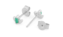 Mini Lotus Ohrstecker mit Smaragd 2x4 mm – Gold & Silber