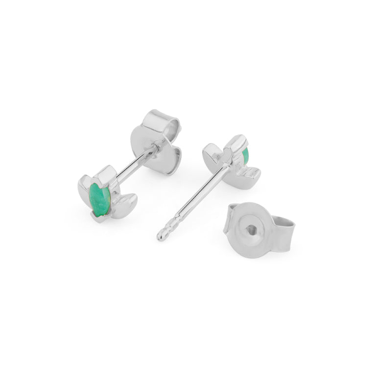 Mini Lotus Ohrstecker mit Smaragd 2x4 mm – Gold & Silber