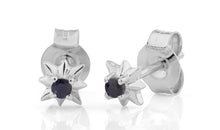 Ohrstecker EMILIA mit nachtblauem Saphir 2 mm
