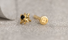 Piercing EMILIA mit Spinel