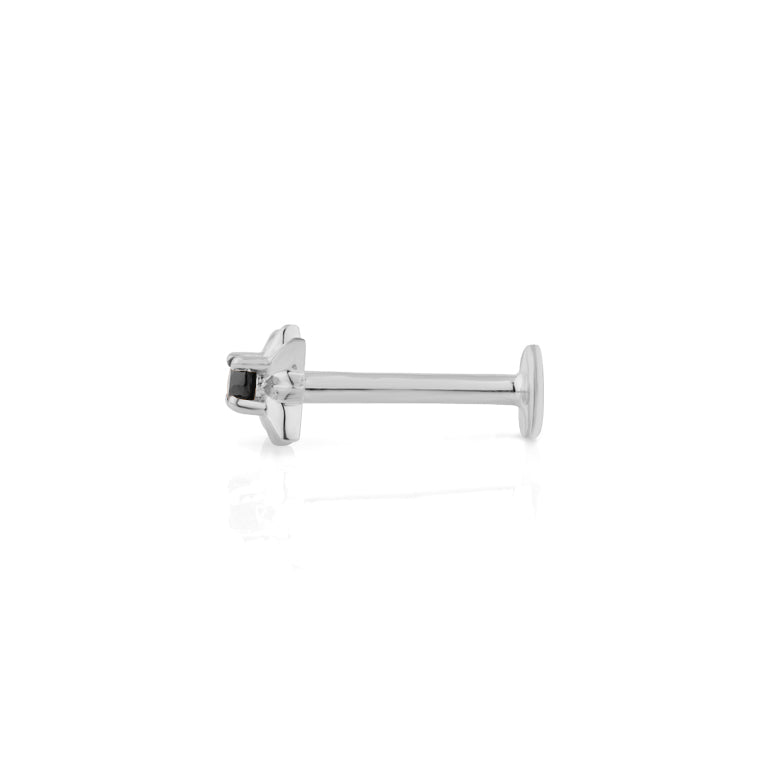 Piercing EMILIA mit Spinel