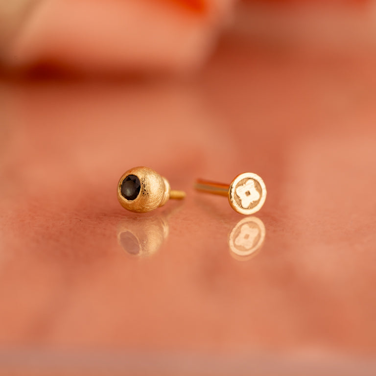 Piercing MATILDE mit 2.5 mm Saphir