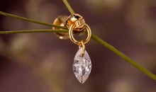 Piercing Topaz SINGLE 3 X 6 mm